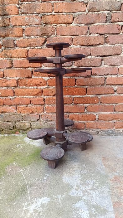 Подарявам дървен цветарник