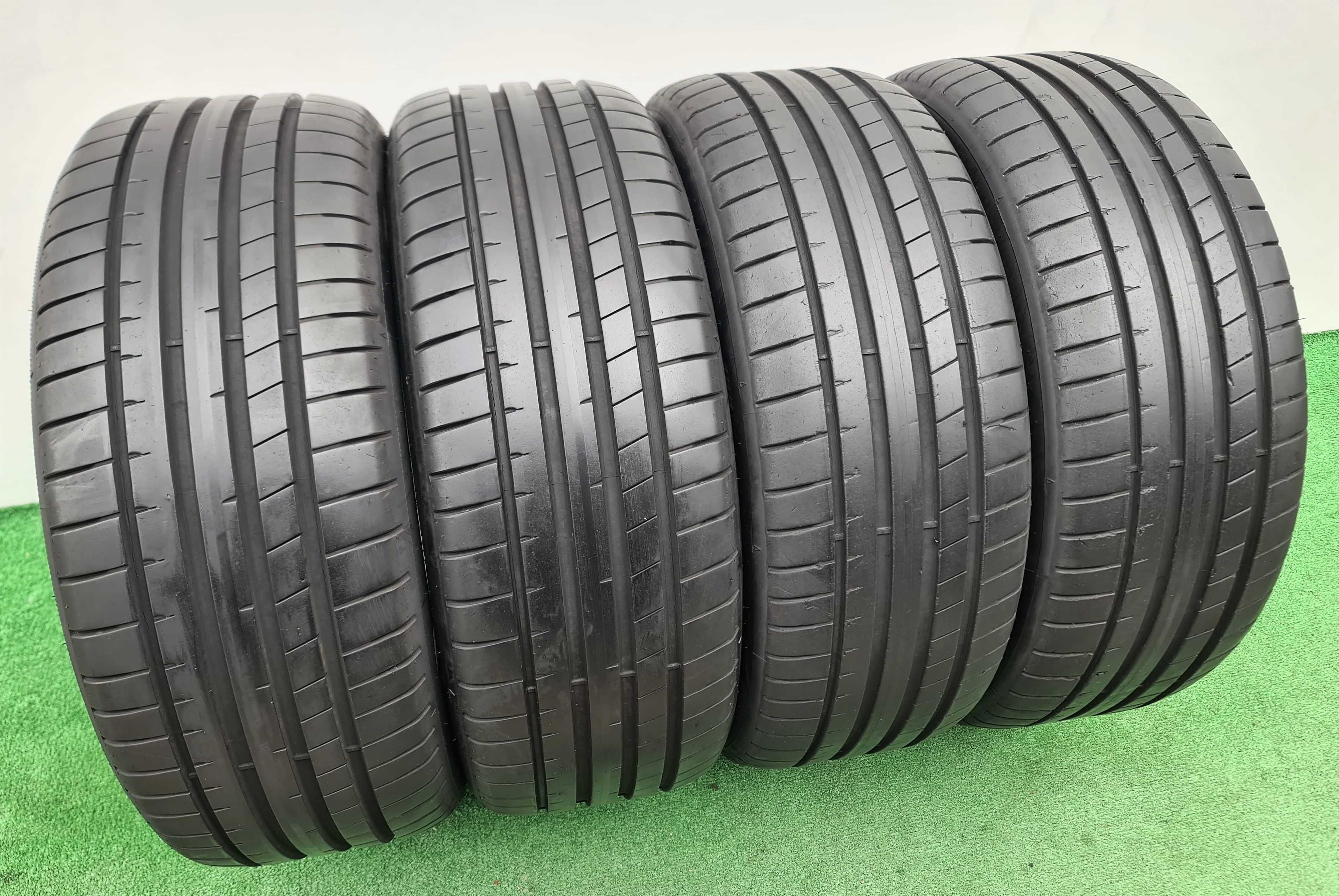 4бр. 225/45/19 DUNLOP Sport Maxx RT2 RFT