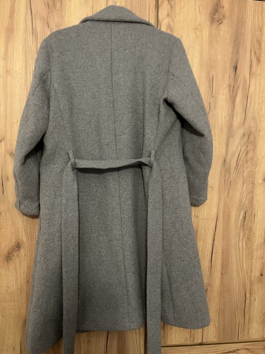 Дамско сиво палто – отлично състояние