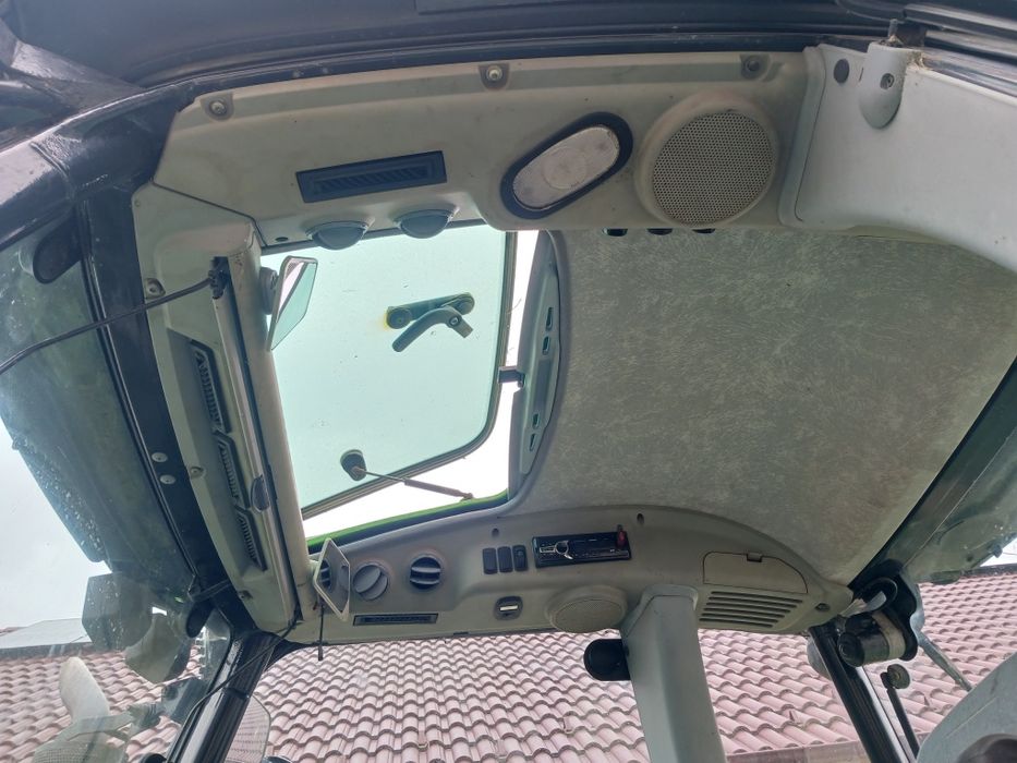 Vand tractor cu incarcator frontal Deutz Fahr K 100