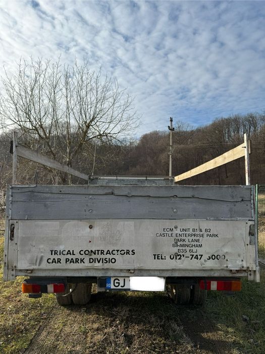 Vând camionetă utilitară ford transit