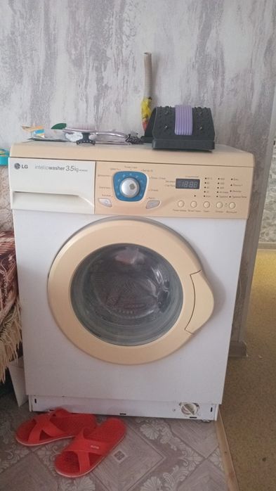 Продам стиральную машинку