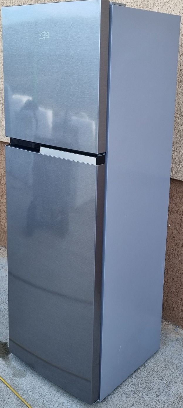 Frigider Beko NeoFrost model 2022