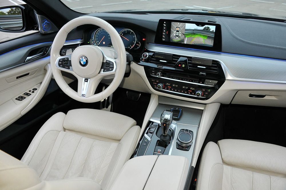 BMW 730 D BMW 530D X-Drive  M-Pachet Distronic Line Side-Assist Bowers