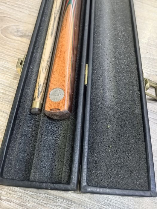 Кий для бильярда английский