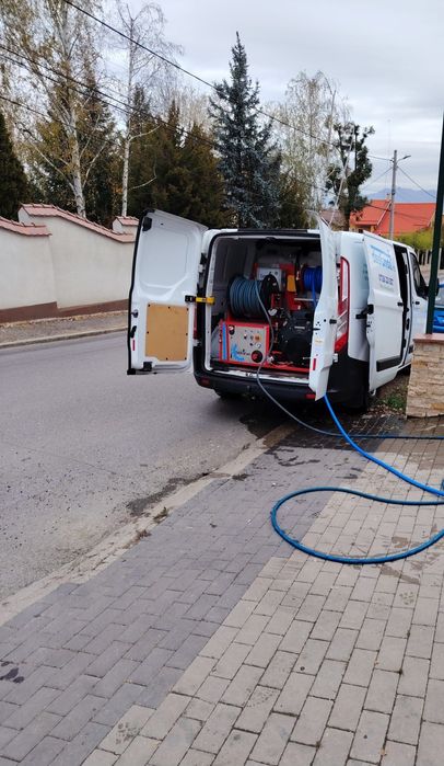 Desfunda.ro.  Desfundări canalizări non-stop
