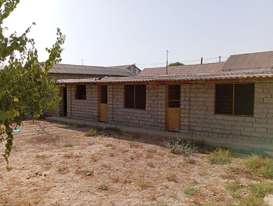 Срочно продает 5 комнатный дом