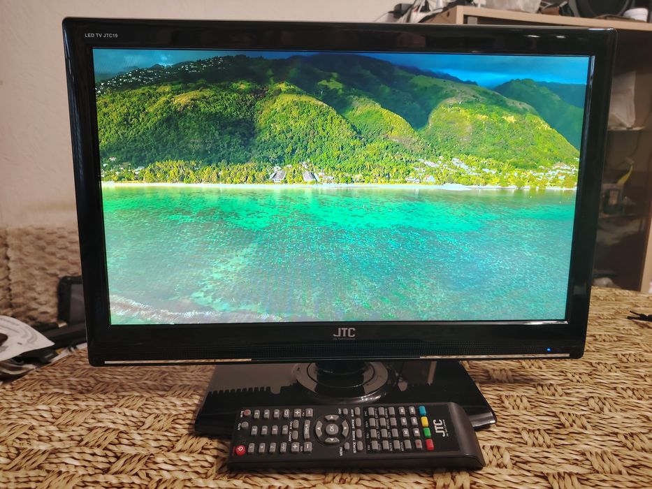 LED TV JTC 18.5" 12v/220v