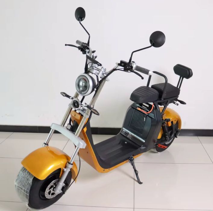 Scuter electric cu cartela S12 plus