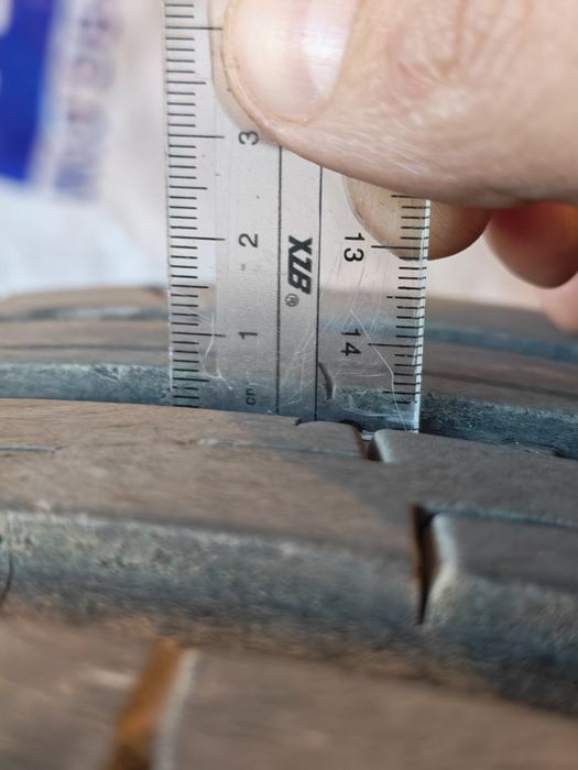 Летни гуми 4бр. 225/45 R17 320лв