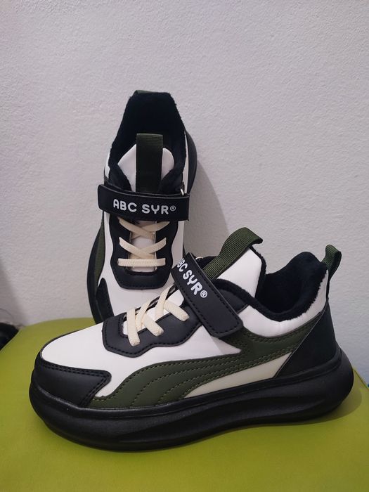 Нови! Зимни олекотени обувки