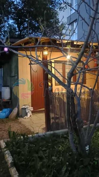 Самостоятелна къща сглобяема конструкция