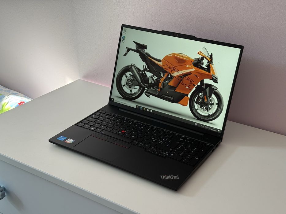 16’Full HD+ IPS/i5-1335u/Lenovo Thinkpad E16/16GB DDR4/512GB SSD/