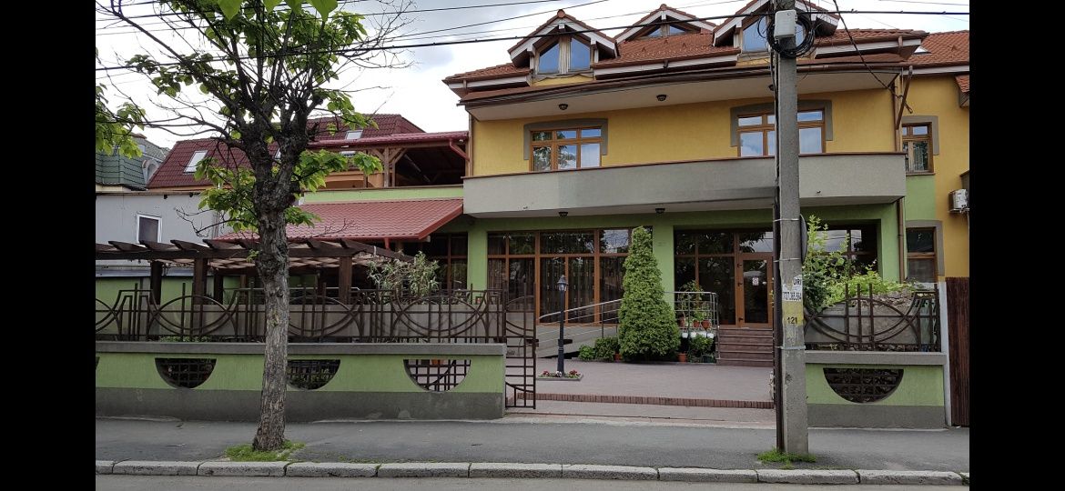 Spatiu comercial 400-870mp