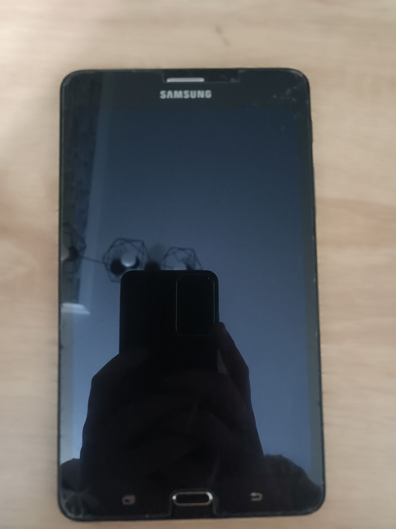 Планшет Самсунг Galaxy Tab a (2016)