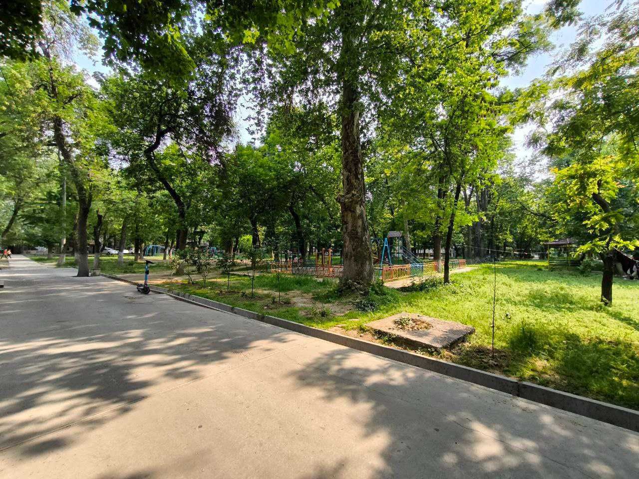 Чиланзар рядом с метро 2х комнатная квартира 47м² с ремонтом