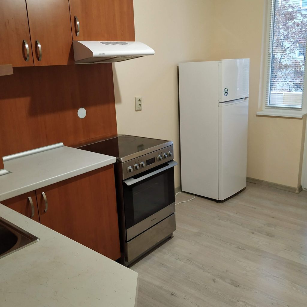 Продава се Тристаен апартамент в Димитровград - 75 кв.м за 952 €/кв.м - Снимка #6