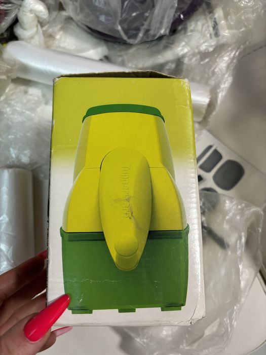 Tupperware razatoare Chef Grati