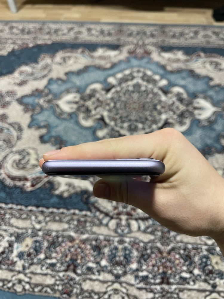Iphone 11. 64 gb ideal