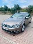-VAND VW PASSAT - 1.6 TDI (104Cp) - 

- Model:Higline (Gama De Vârf )