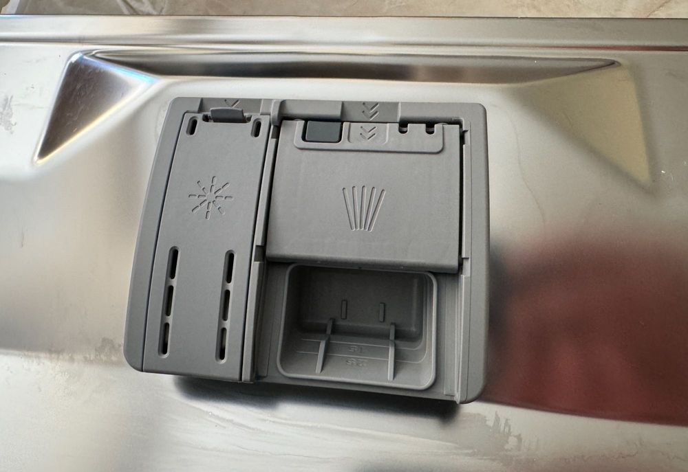 Миялна Bosch SKS62E32EU Silence Plus