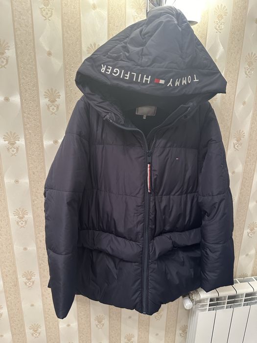 Оргинално Яке на ТОММY HILFIGER