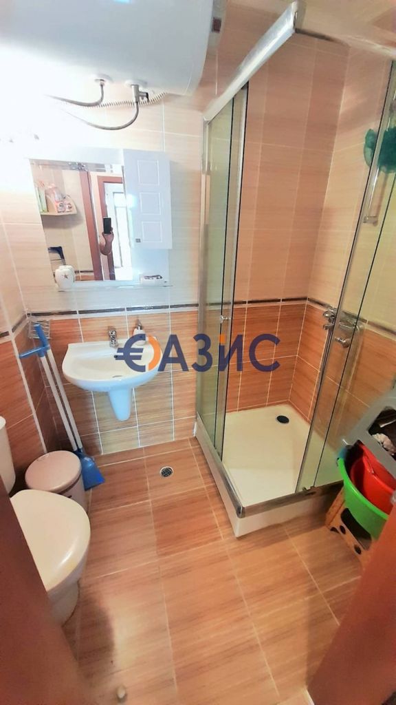 Продава се Двустаен апартамент в Свети Влас - 70 кв.м за 1086 €/кв.м - Снимка #12