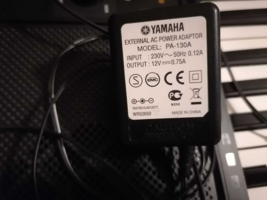 Синтезатор йоника Yamaha psr E223