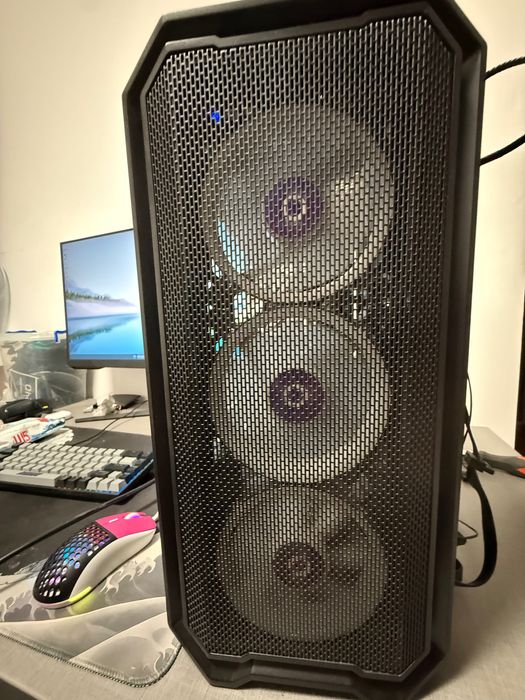 PC GAMING Ryzen 5 3600 | 16gb ram | RX 6600 | 1Tb