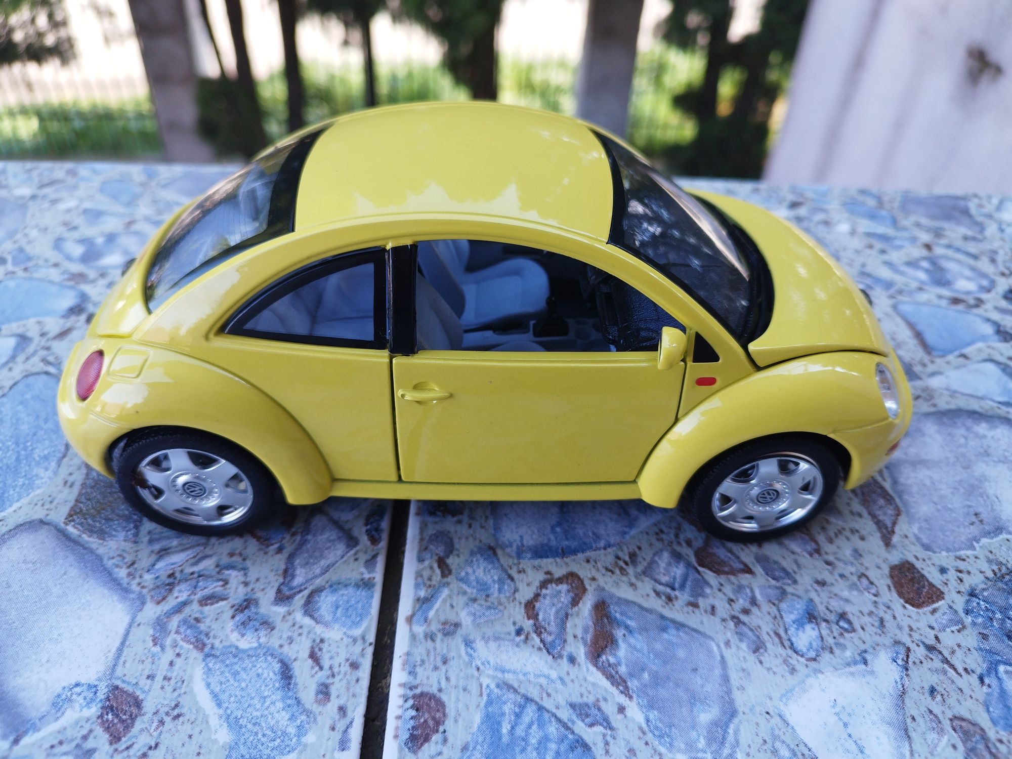 Volkswagen new beetle, Macheta Bburago 1:18