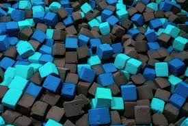 Поролоновые кубики для сухого бассейна. Кубики игровых зал