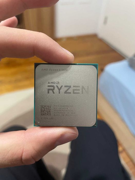 Ryzen 5 1600 процесор + стоково охлаждане