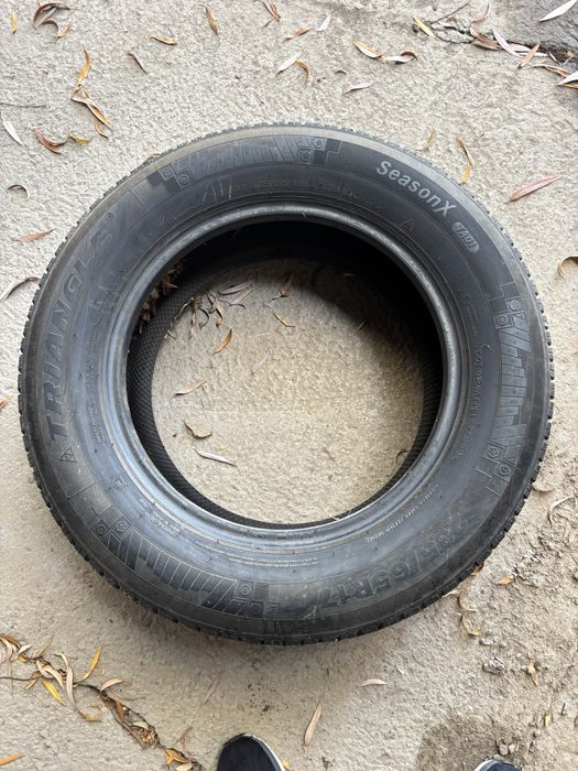 Шины 3 шт 235/65/17