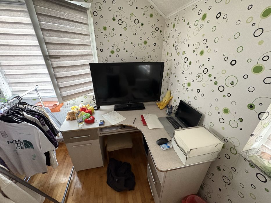 birou pentru colt dormitor