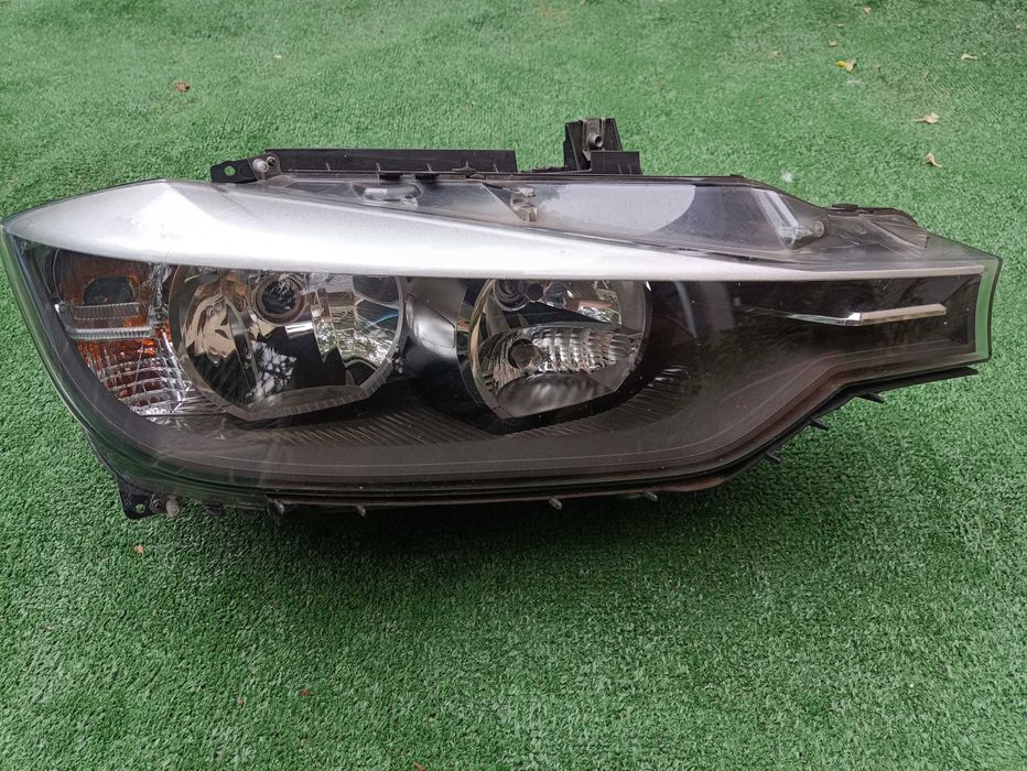 Десен фар за BMW F30-31
