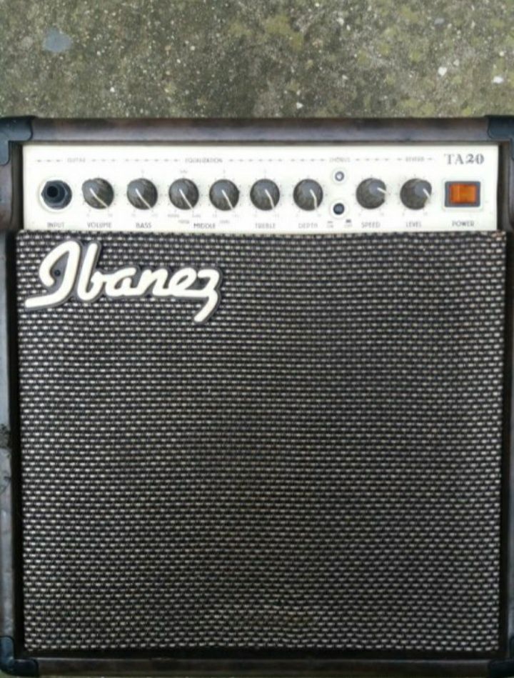 amplificator chitara Ibanez TA20 Troubadour