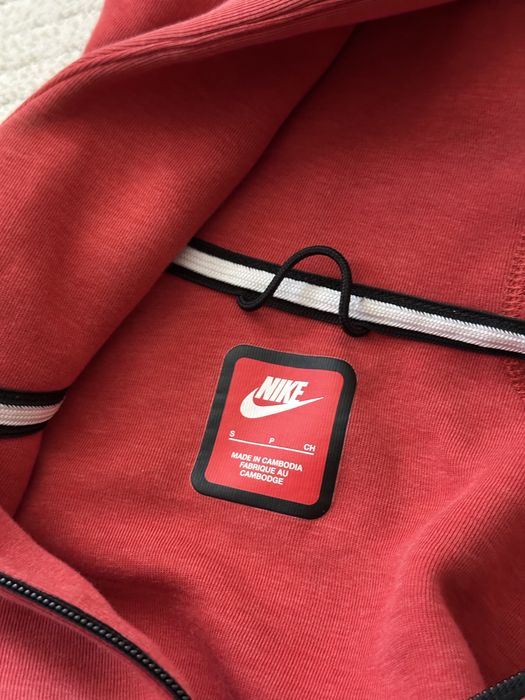 Nike Tech Fleece - S