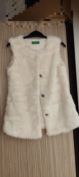 United colors of Benetton vesta tip blăniță mări. 7-8 ani 130 cm
