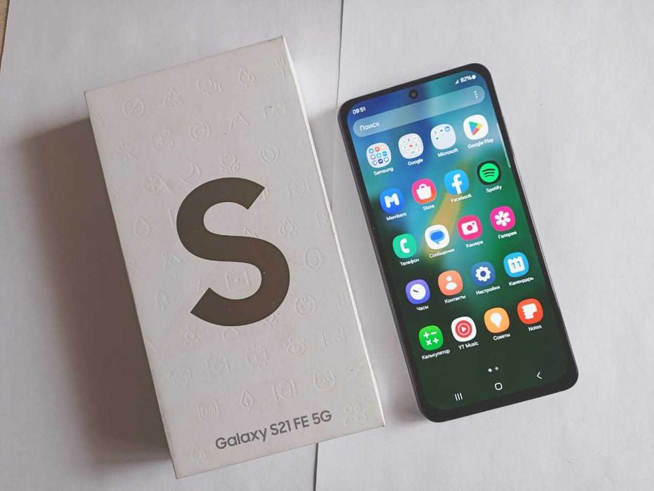 Samsung Galaxy S21 FE. Память 128 Gb