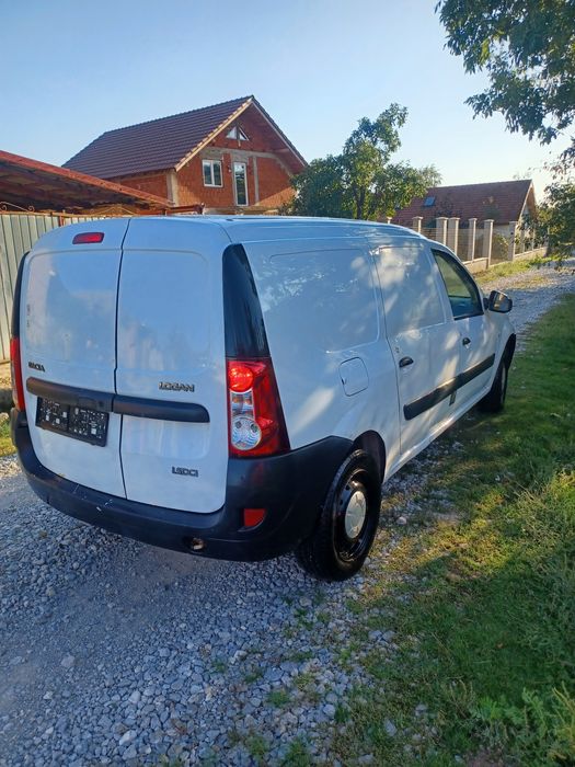 Dacia Logan van 2011