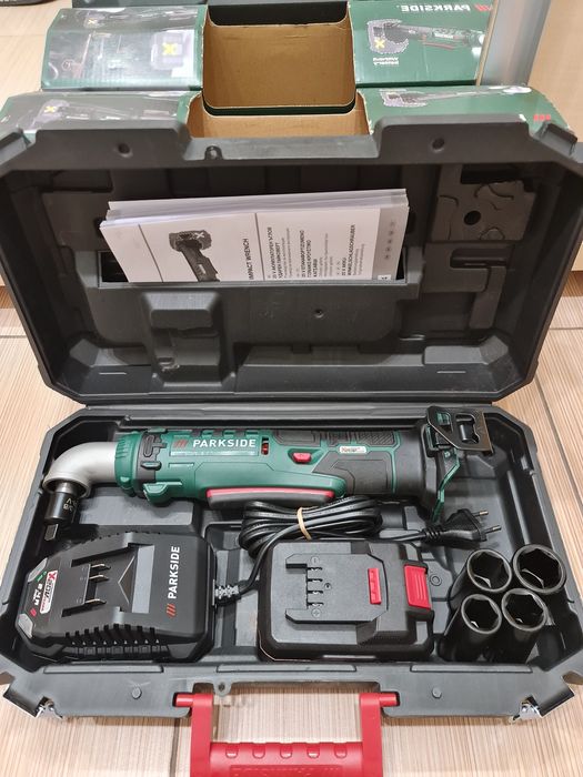 Cheie clicket Parkside cu patrat 1/2 cu acumulator si incarcator