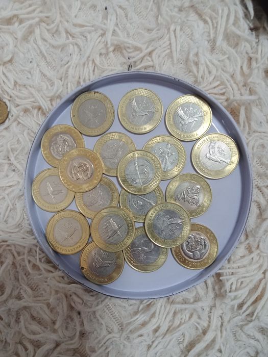 Продам колекционные монеты