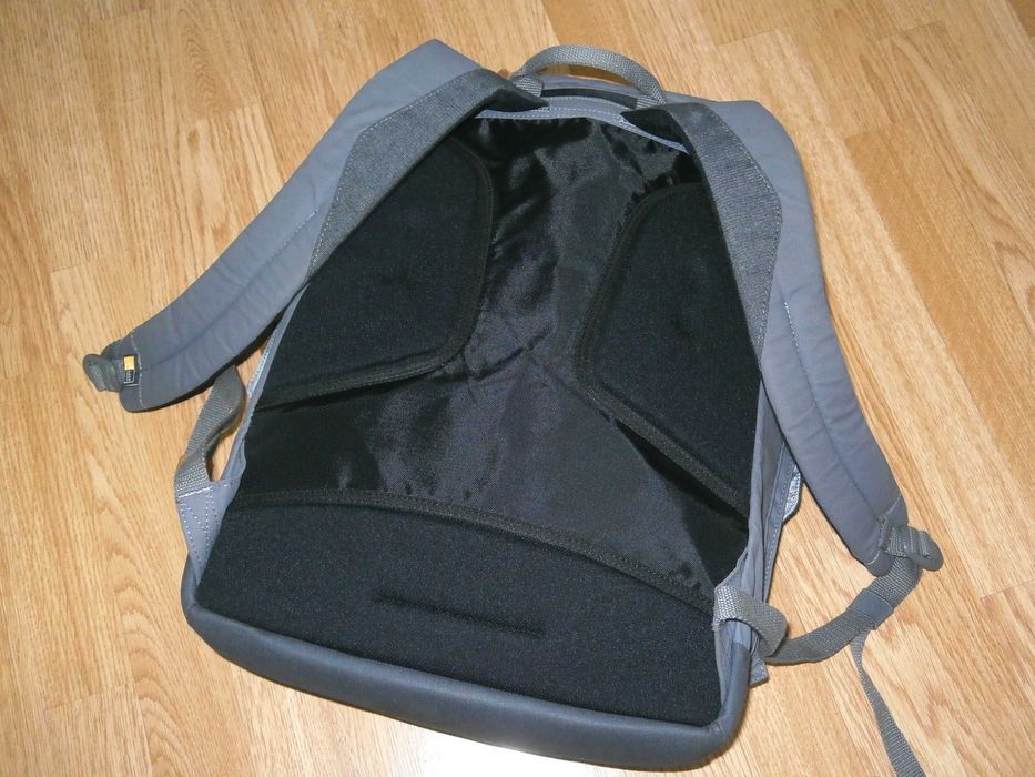 Rucsac Case Logic LoDo model premium dimensiune 15.6