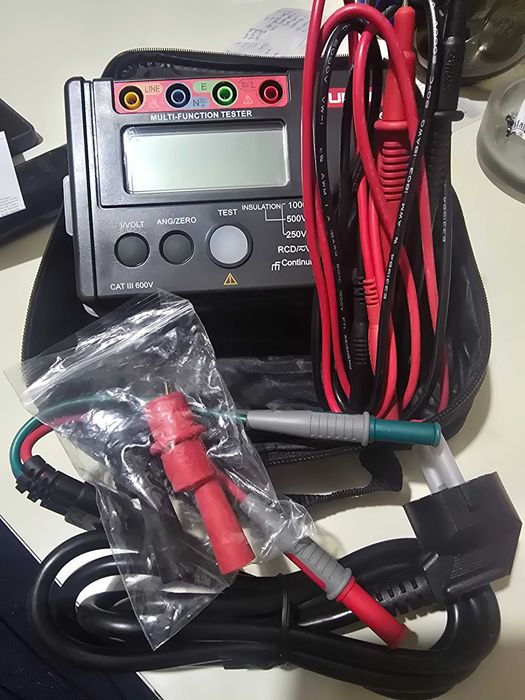 Uni-t Multimetru Digital UT526