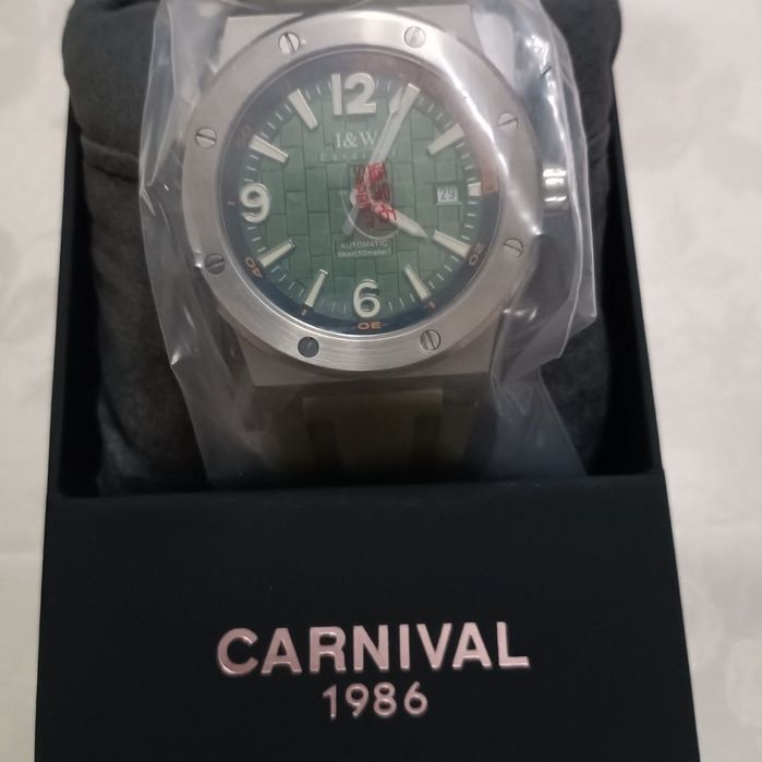 Оригиналъные механический часы" CARNIVAL""