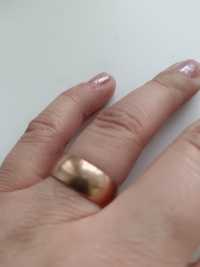 Продам кольцо из советского золота
