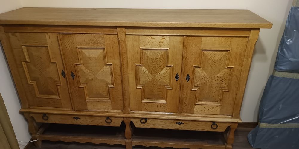 Скрин от масивна дъбова дъвесина