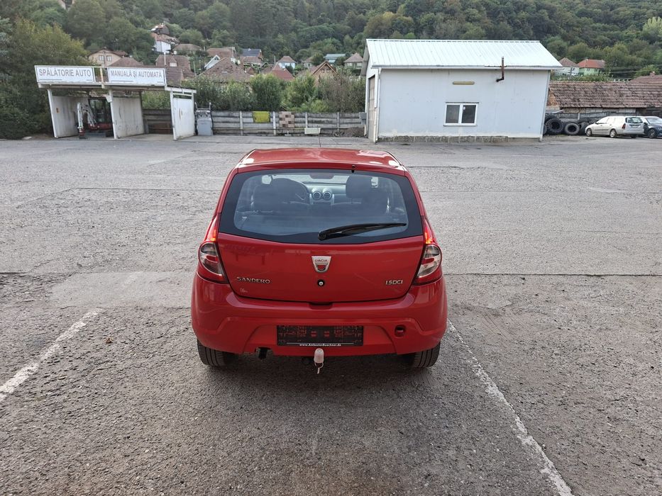Dacia Sandero an 2011 motor 1,5 DCi Euro 5 Laureate
