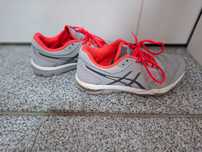 Дамски маратонки ASICS