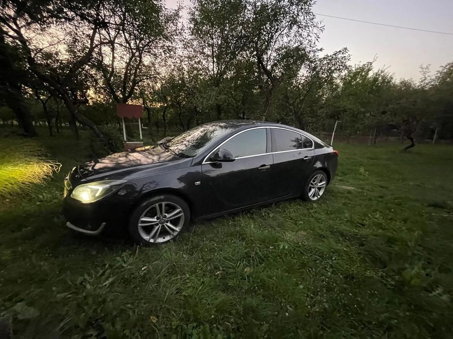 Opel Insignia Vând Opel Insignia Limousine bi-turbo 4x4 195 CP full